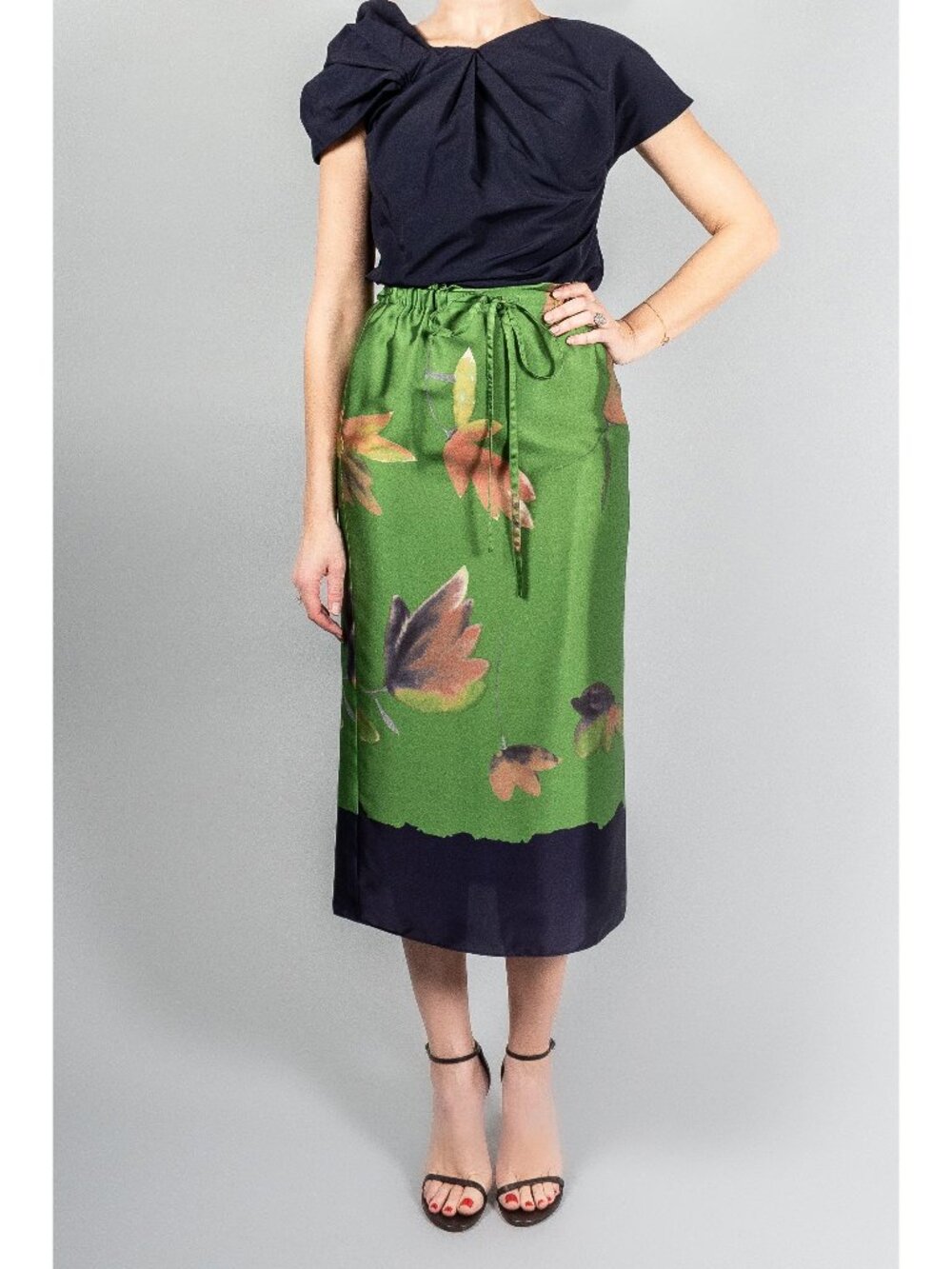 Natan Printed Midi Skirt in Green, size 38. Fits like a size small.